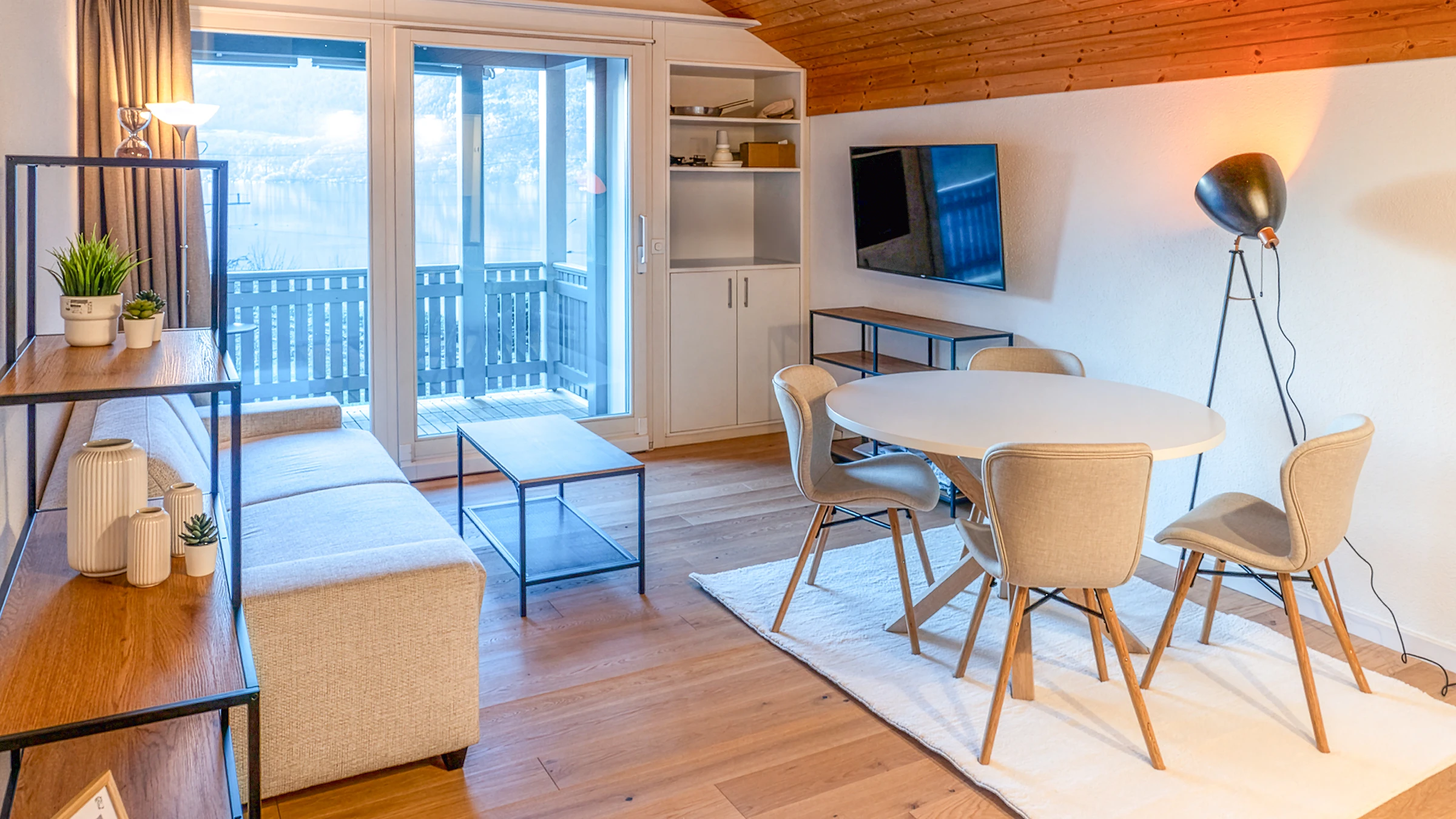 Surfers Lodge